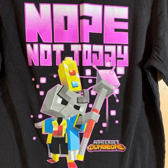 2/10 Boys Minecraft Shirt - Picture 2 of 4